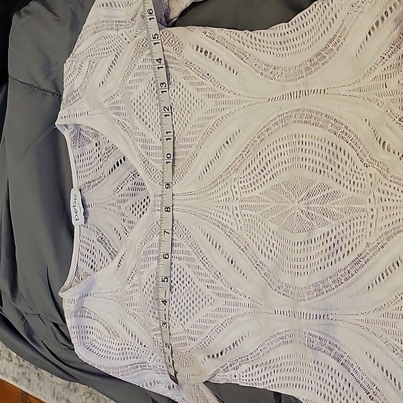 BEBE TOP - Picture 5 of 6